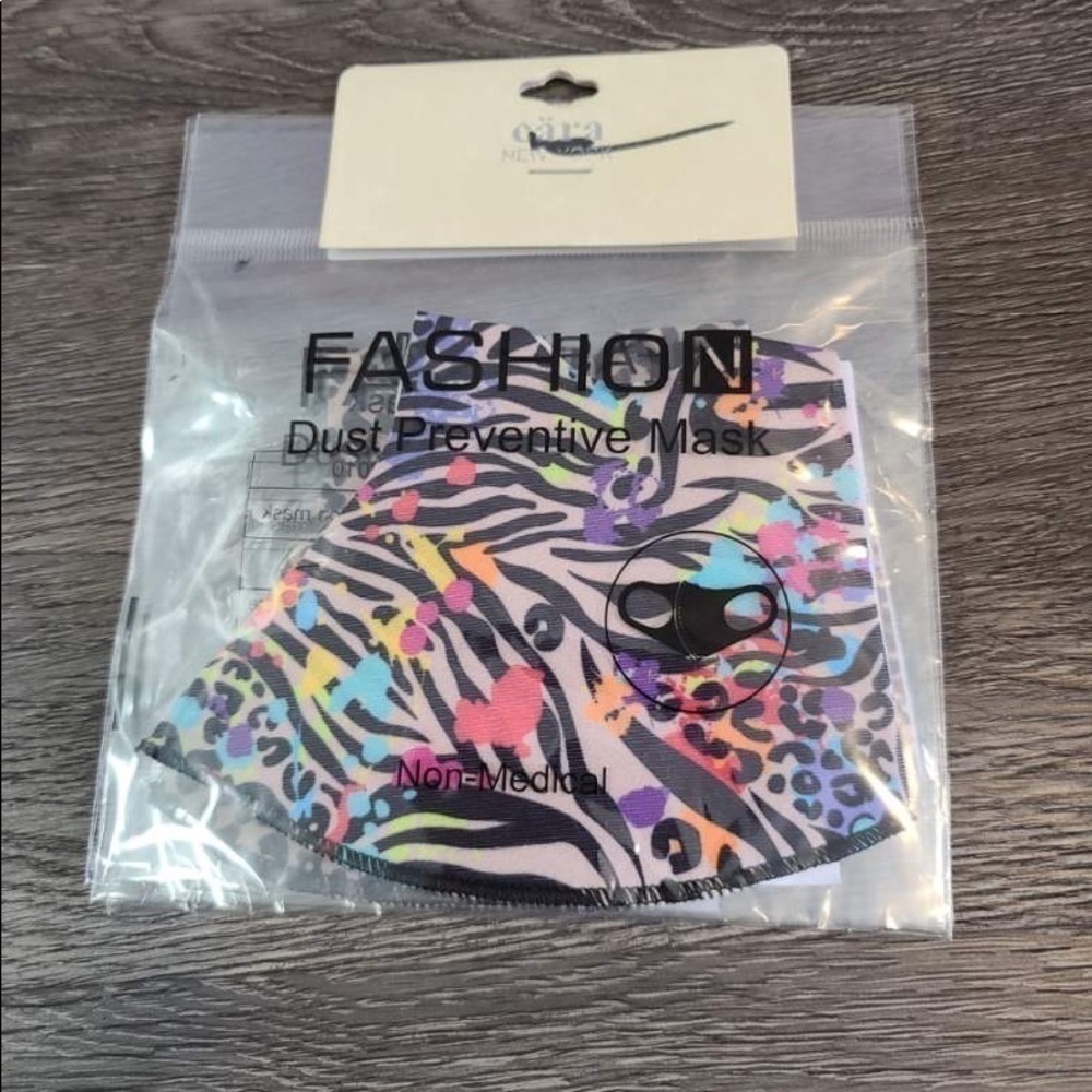 CARA New York Fashionable Face Masks Set of 3